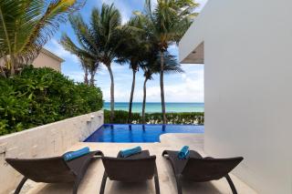 Casa Martini- Oceanfront private pool house for 6 - 2