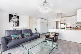 By RIVA - Contemporary 1 Bedroom Luxury Apt inside Puerto Banus - Marbella - 9