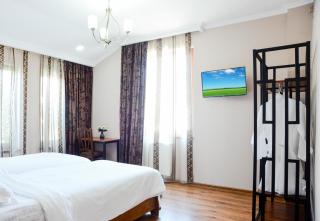 Bellis - Tbilisi - 6