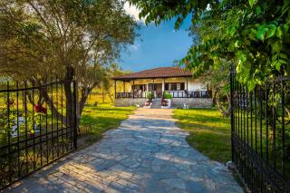 Villa Joy - Ormos Panagias - 0