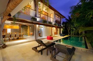 Villa Lagoon Canggu - Canggu - 7