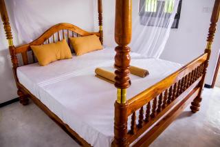 Isuru Cabanas and Restaurant - Tangalle - 4