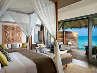 Vakkaru Maldives - Luxury Private Island Resort - Baa Atoll - 7