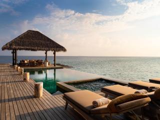 Vakkaru Maldives - Luxury Private Island Resort - 3