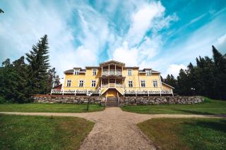 Karolineburg Manor House Hotel - Kajaani - 0