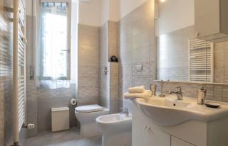 Suzzani Apartment - Milan - 3