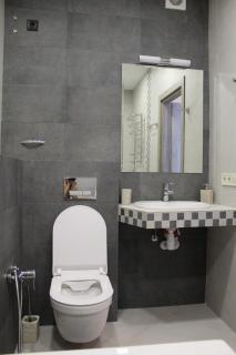 Two-Room Arcadia Apartments - 3