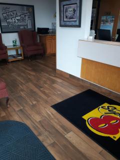 Super 8 by Wyndham Minot Airport - Minot - 9