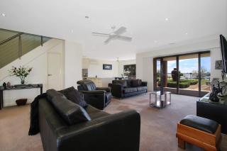 The Grand Holiday House - Yarrawonga - 1