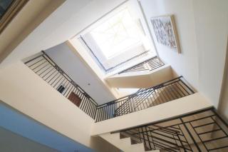 RedDoorz Plus near Green Pramuka Square Mall - 3