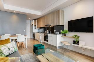 Backup-Power Eco Balcony Apartment near Table Mountain - Kapstadt - 1