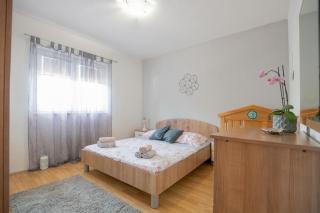 Holiday house Elizabeta near Imotski, private pool - Grubine - 2