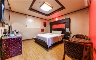 Prince Hotel - Gwangju - 4