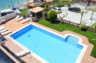 Apartamentos Sinás Playa - Raxó - 1