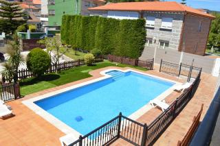 Apartamentos Sinás Playa - 2