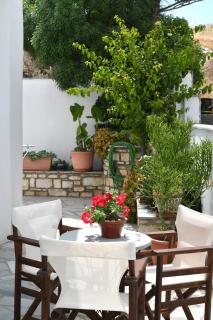 Hara Studios and Apartments - Naousa - 3