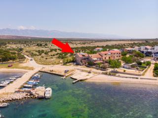 Apartments Hidden Beach Gem - Pag - 8