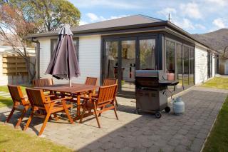 Pembroke Villa - Wanaka - 3