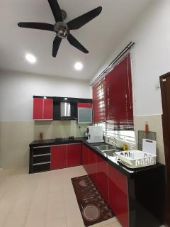 Homestay Fully Aircond Free Wifi Near MITC,UTEM - 1