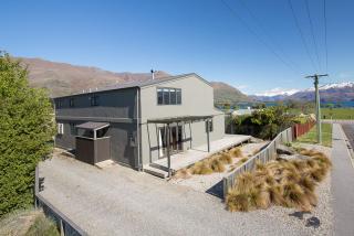 Kylie's Castle - Wanaka - 8