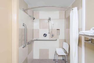Super 8 by Wyndham Raleigh North East - Raleigh - 1