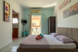 3rd Floor Apartment next to the BeachFront - Iráclio - 5