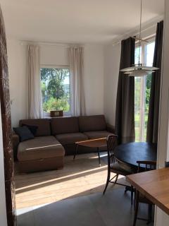 Hillside view house with garden, private parking, quiet location - 12 min to Old town anytime, Long stays welcome - Vilnius - 8