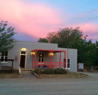 The Ibis Lounge - Nieu-Bethesda - 6