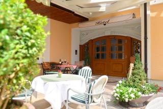 Hotel Gondel - Altenkunstadt - 0