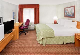 Baymont by Wyndham St. Joseph/Stevensville - Stevensville - 2