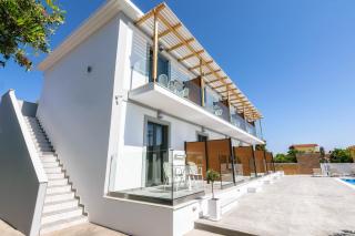 White Canvas Boutique Studios - Laganas - 4
