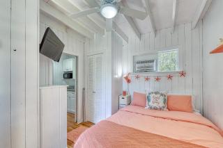 The Surfcomber Condos - 9