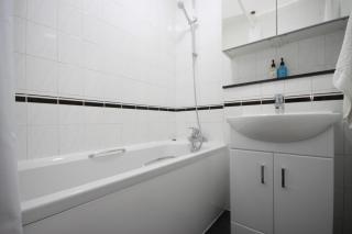 Camden Town Spacious 2 Bedroom Apartment - Sleeps 5 guests! - Londra - 7