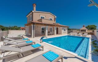 Casa Tea with Private Pool - Pula - 0