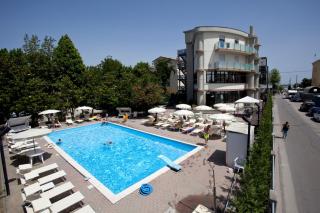 Hotel Capitol - San Mauro a Mare - 0