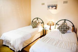 Lalapanzi Hotel & Conference Centre - 4