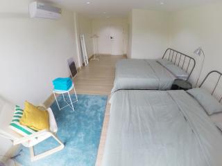Hostbox Bangkok - 1