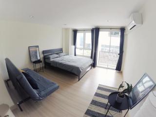 Hostbox Bangkok - 2