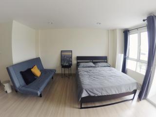 Hostbox Bangkok - 3