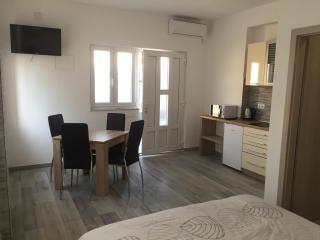 Apartment Goreta - Trogir - 1