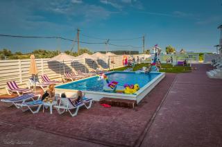 Family Hotel Happy INN - Zatoka - 1