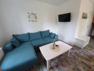 Marijanas Ferienhof 2, Urlaub mit viel Platz zwischen Dornumersiel und Bensersiel, gehört zum Café Kunterbunt - Holtgast - 5
