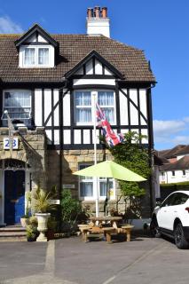 Gatwick Castle B&B - Horley - 5
