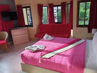 Oasis Guesthouse & Bar - Karon Beach - 6