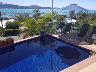 Sunlit Waters Studio Apartments - Airlie Beach - 4