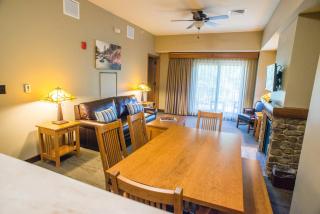 Echo Bluff State Park Lodge and Cabins - 3