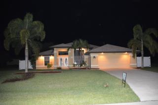 Moonlight - Cape Coral - 0