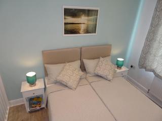 The Whiteways - 7