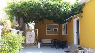 Hostel das Flores - Senhora da Hora - 1