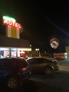 Highlander Motel - Williams - 1